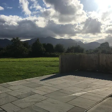 3 Bedroom House Near Killarney Beautiful Views *